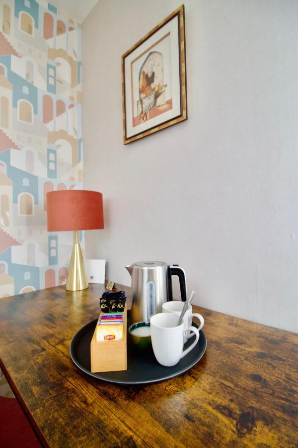 O Trois Oliviers Bed & Breakfast Louin Exterior foto